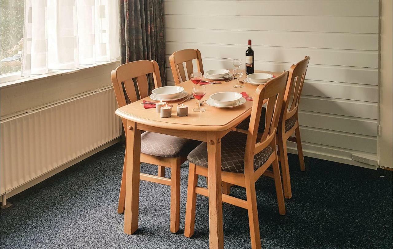 Nice Apartment In Hippolytushoef With Wifi Exteriör bild
